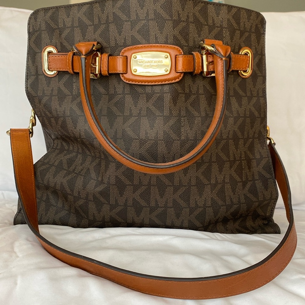 Michael Kors signature bag with matching wallet